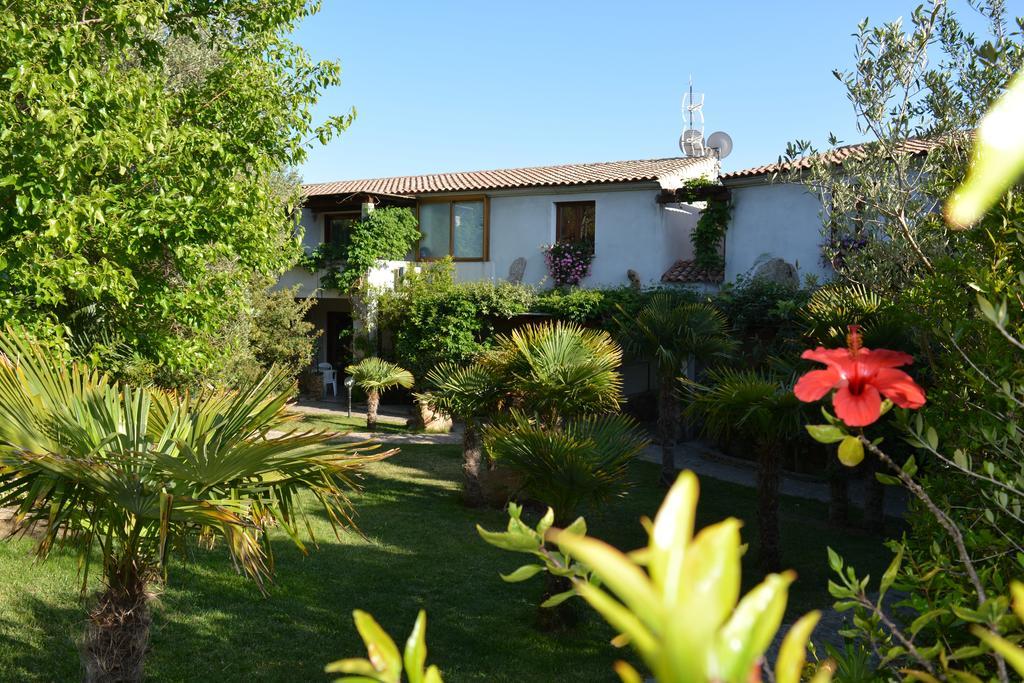 Residence L'Ulivo Budoni Bagian luar foto